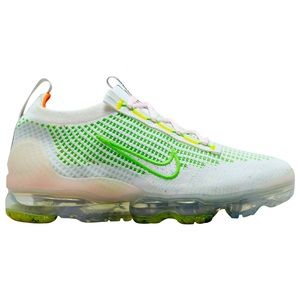 Women’s Nike Air Vapormax 2021 Flyknit.